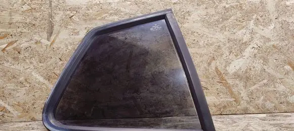 Porsche 944 Rear side window