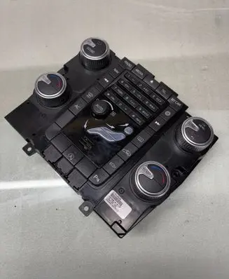 Volvo V60 Climate control unit 31443426