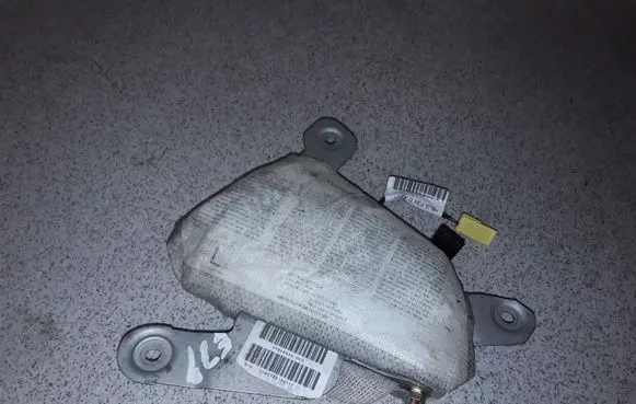 BMW 5 E39 Side airbag 30826833104