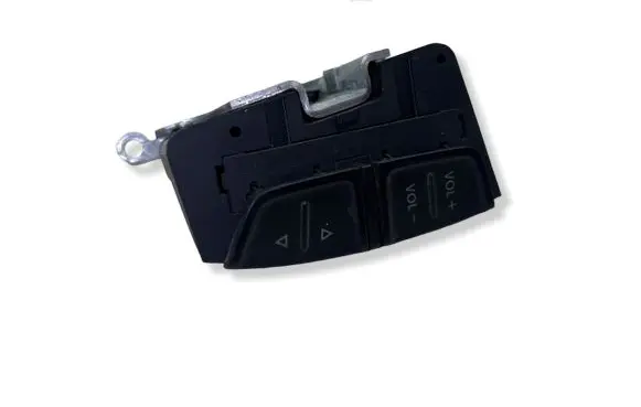 Volkswagen PASSAT B5.5 Steering wheel buttons/switches 