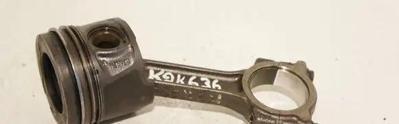 Renault Megane III Piston with connecting rod 07657H