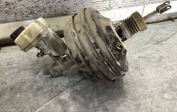 Opel Vectra C Brake booster