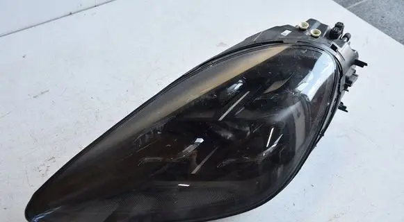 Porsche Cayenne (9Y0 9Y3) Headlight/headlamp 9Y0941035L