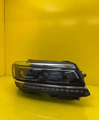Volkswagen Tiguan Headlight/headlamp 5NB941114E