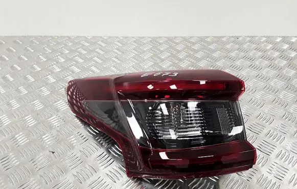 Nissan Qashqai Rear/tail lights 26555HV00A