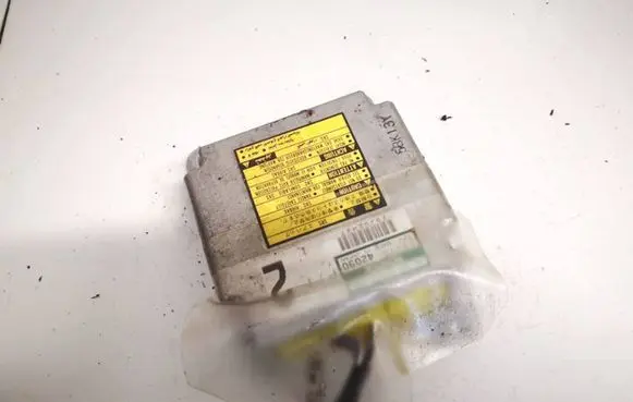 Toyota RAV 4 (XA20) Airbag control unit/module 8917042090 89170-42090