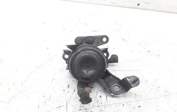 Toyota Corolla Verso E121 Engine mount bracket