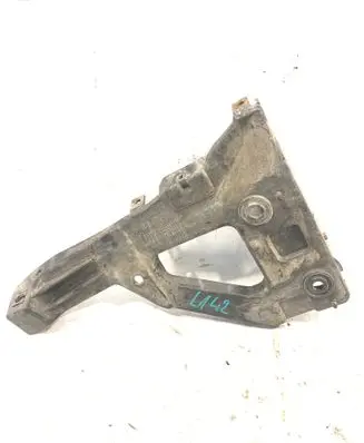 Audi A6 S6 C6 4F Front bumper mounting bracket 4F0807227