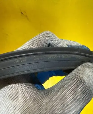 Jaguar XF X250 Engine compartment rubber 