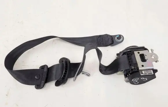 Citroen C6 Front seatbelt