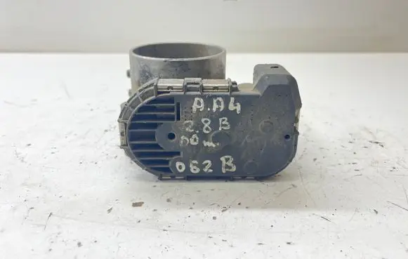 Audi A4 S4 B5 8D Electric throttle body valve 