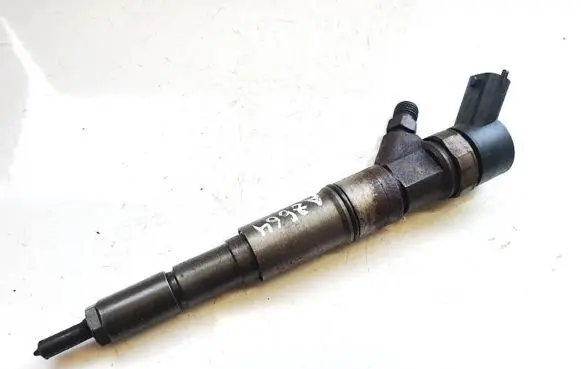 BMW X5 E53 Fuel injector 0445110047 7785984