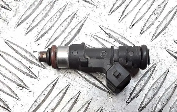 Ford Fiesta Fuel injector 02801582078a6gaa