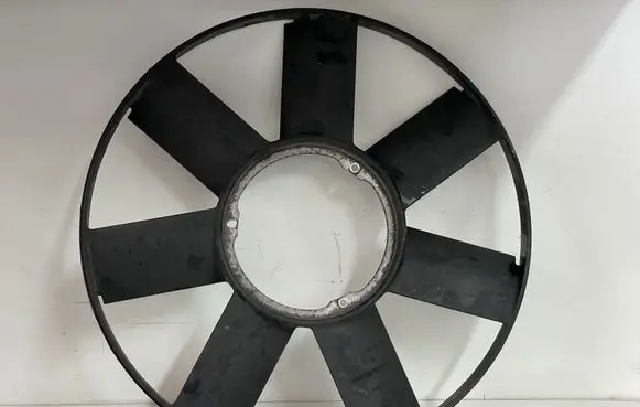 BMW 5 E39 Fan impeller 2243303