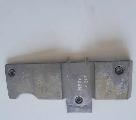 Mercedes-Benz E W124 Engine cover (trim) 1111500075