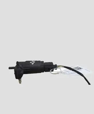 Seat Leon (1P) Windscreen/windshield washer pump 1K6955651