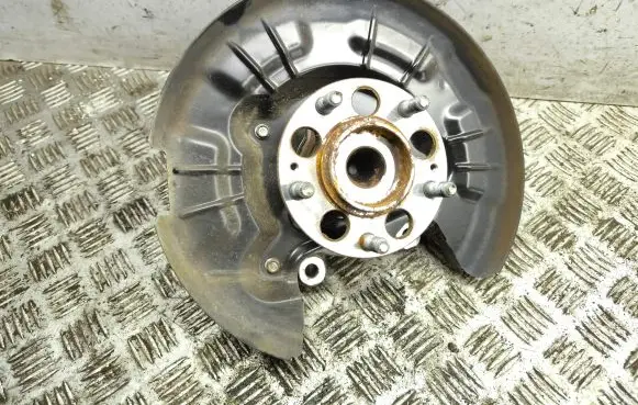 Hyundai Kona I Rear wheel hub