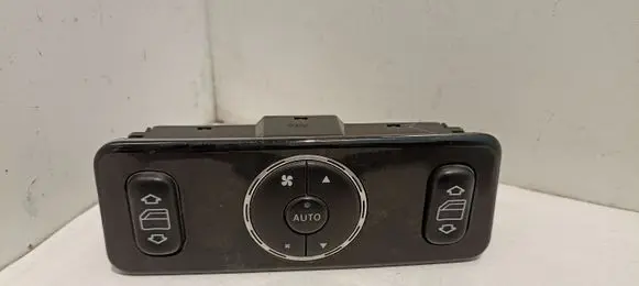 Mercedes-Benz ML W163 Electric window control switch A1638200926