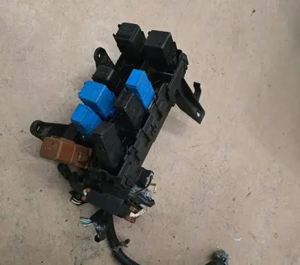 Nissan Primera Fuse box set 71543087