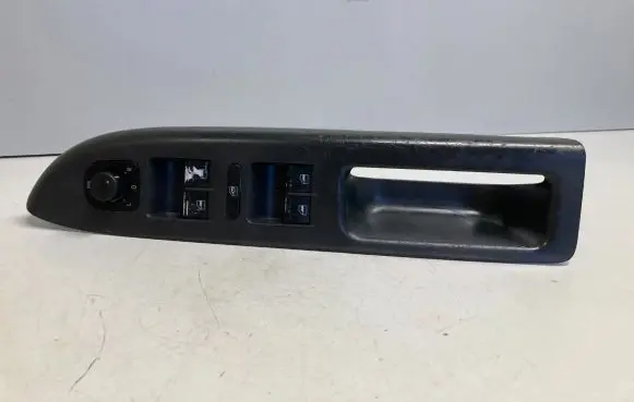 Volkswagen Golf Plus Electric window control switch 1K4959857 1K0959565F 5M1867371B