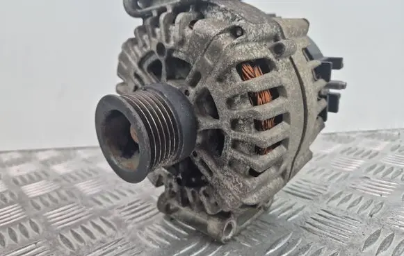 Mercedes-Benz Sprinter W907 W910 Generator/alternator A0009068404