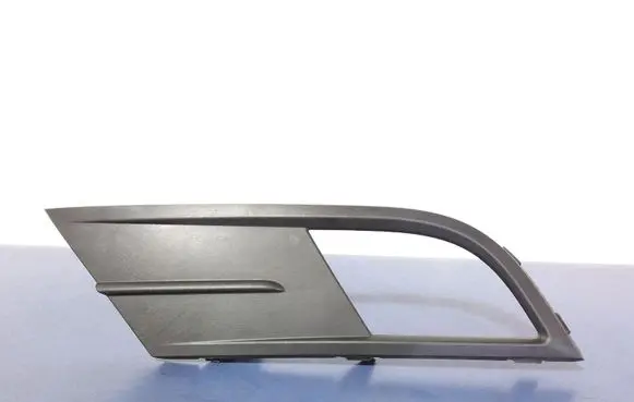 Volkswagen Jetta VI Front bumper 5C6853665E