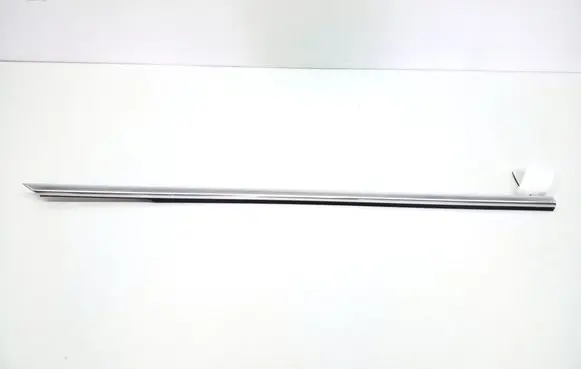 Mercedes-Benz CLS C218 X218 Front door glass trim molding A2187200424