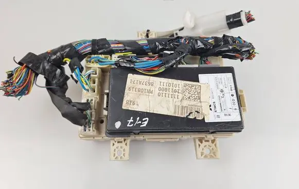 Mitsubishi Colt Fuse box set MN108319 8637A171