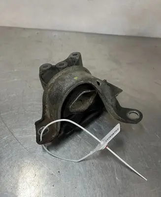 Fiat 500 Engine mount vacuum valve 