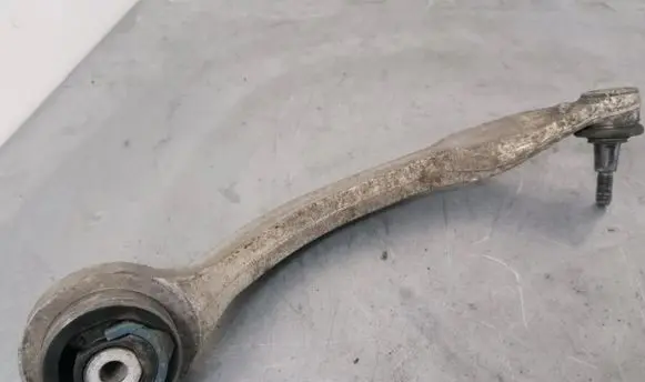 Audi A4 S4 B6 8E 8H Front lower control arm/wishbone