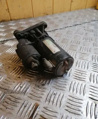 Renault Scenic I Starter motor D6RA