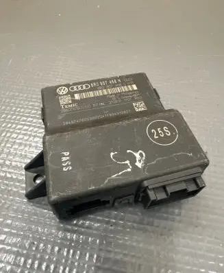 Audi A5 8T 8F Gateway control module 8R0907468C 8R0907468H 2840747605300