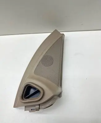 Mercedes-Benz ML W164 Front door speaker cover trim A1647201670