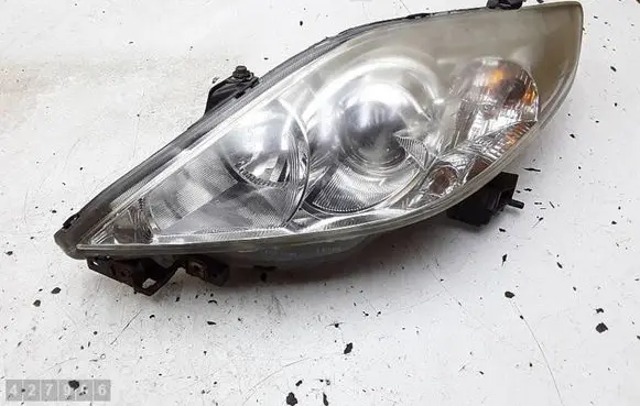 Mazda 3 I Headlight/headlamp C23551040 K2442