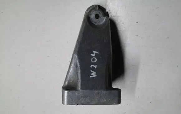 Mercedes-Benz C W204 Engine mounting bracket A2712232304