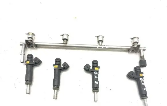 Opel Astra H Fuel main line pipe 55353806