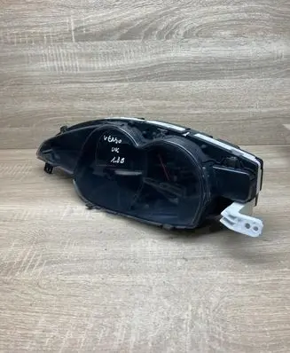 Toyota Verso Speedometer (instrument cluster) 838000F130 MB2574500496