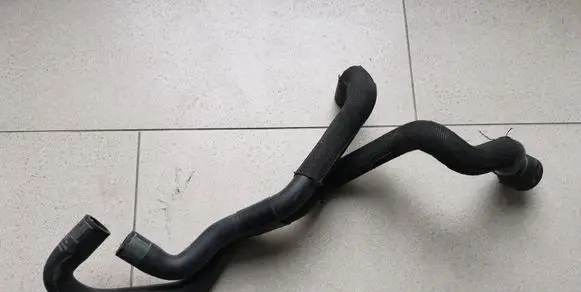 Audi Q5 SQ5 Engine coolant pipe/hose 8R0819334 VAC123151HU 4G0122293E
