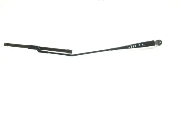 Peugeot 208 I Front wiper blade arm 9673292080