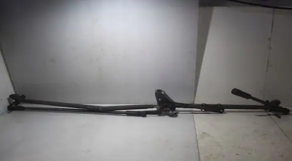 Front wiper linkage