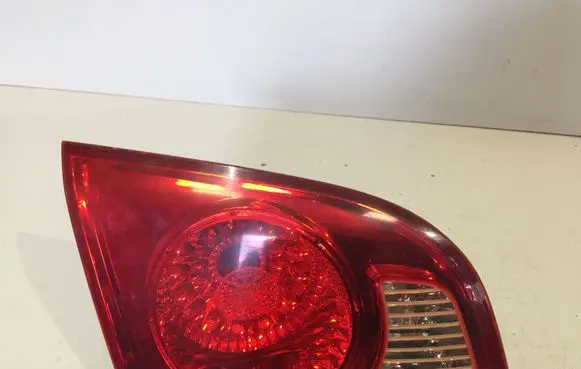Hyundai Santa Fe Tailgate rear/tail lights 924052B000
