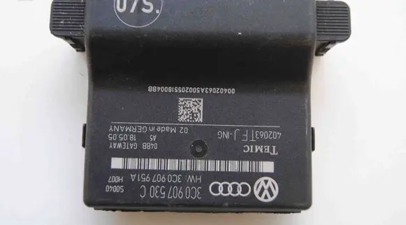 Volkswagen PASSAT B6 Other devices 3C0907530C