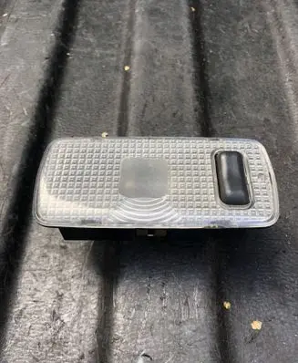 Infiniti FX Boot/trunk interior light 01506