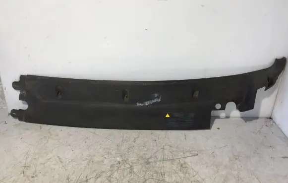 Renault Master II Wiper trim 8200121690 4681011