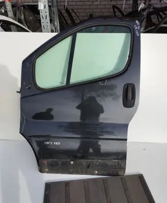 Renault Trafic II (X83) Front door