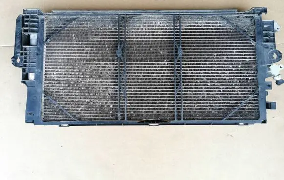 Volvo XC60 A/C cooling radiator (condenser) 31686415 FCC7A