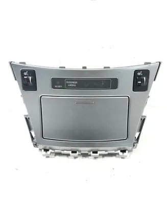 Toyota Avensis T270 Car ashtray
