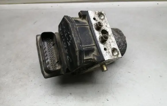 Ford Mondeo Mk III ABS Pump 1S712M110AF 0265222015 0265800007