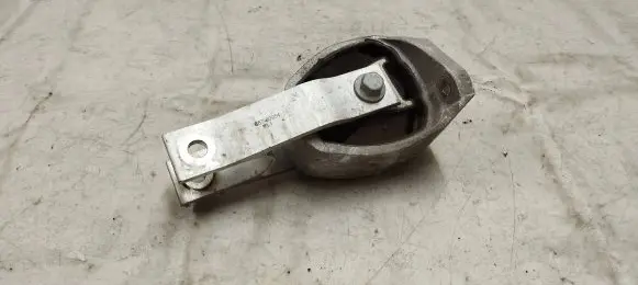 Volvo XC90 Engine mount bracket 31480564
