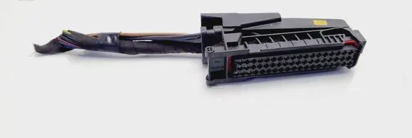 Volkswagen PASSAT B4 ABS module connector plug 357907496